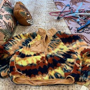 Free People size small pullover